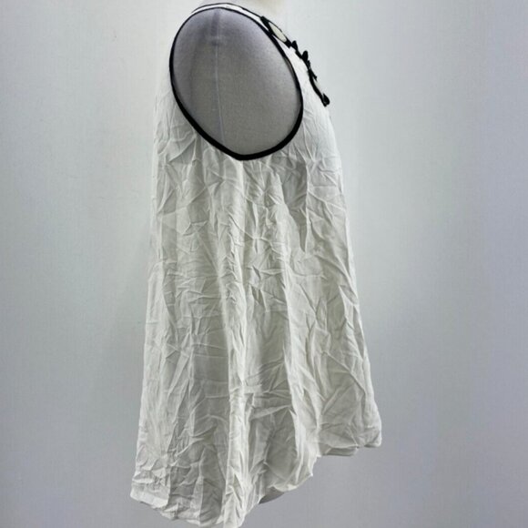 Max Studio Floral Embroidered Scoop Neck Top Blouse - Picture 7 of 11